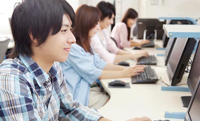 英語学習をする学校法人のお客様イメージ
